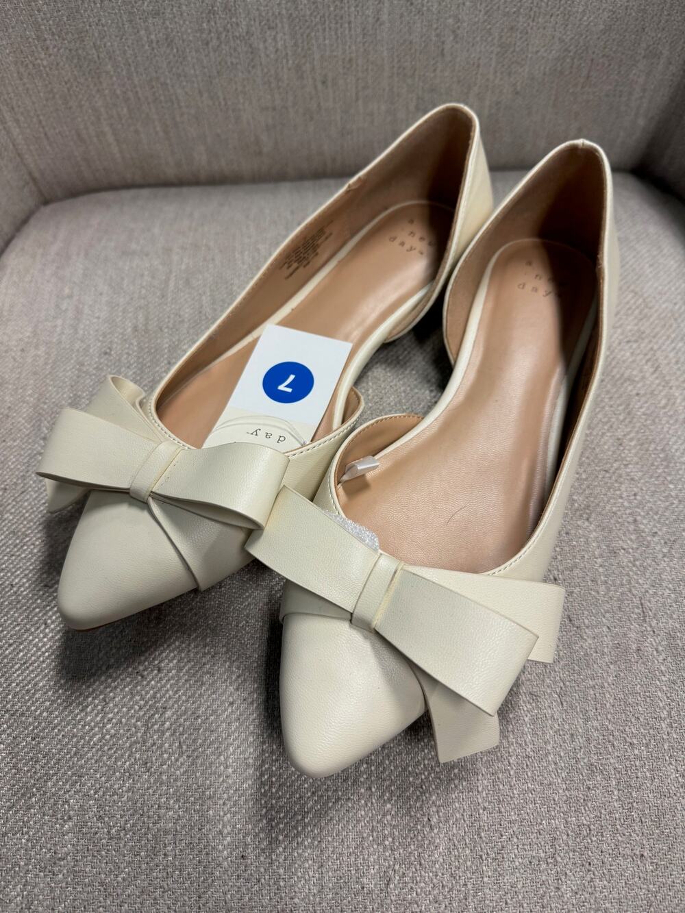 NWT Women's A New Day Cream Anya Bow Ballet Flats - Size 7